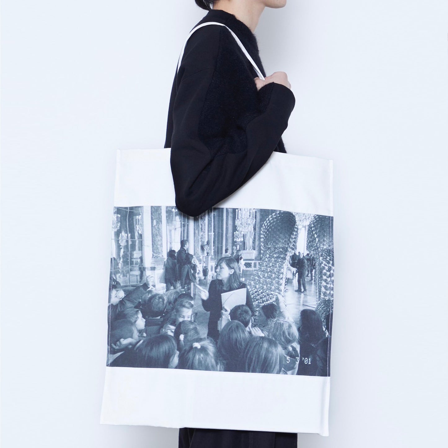 "MUSEUM SERIES" Printed Large Tote Photography by Kento Mori