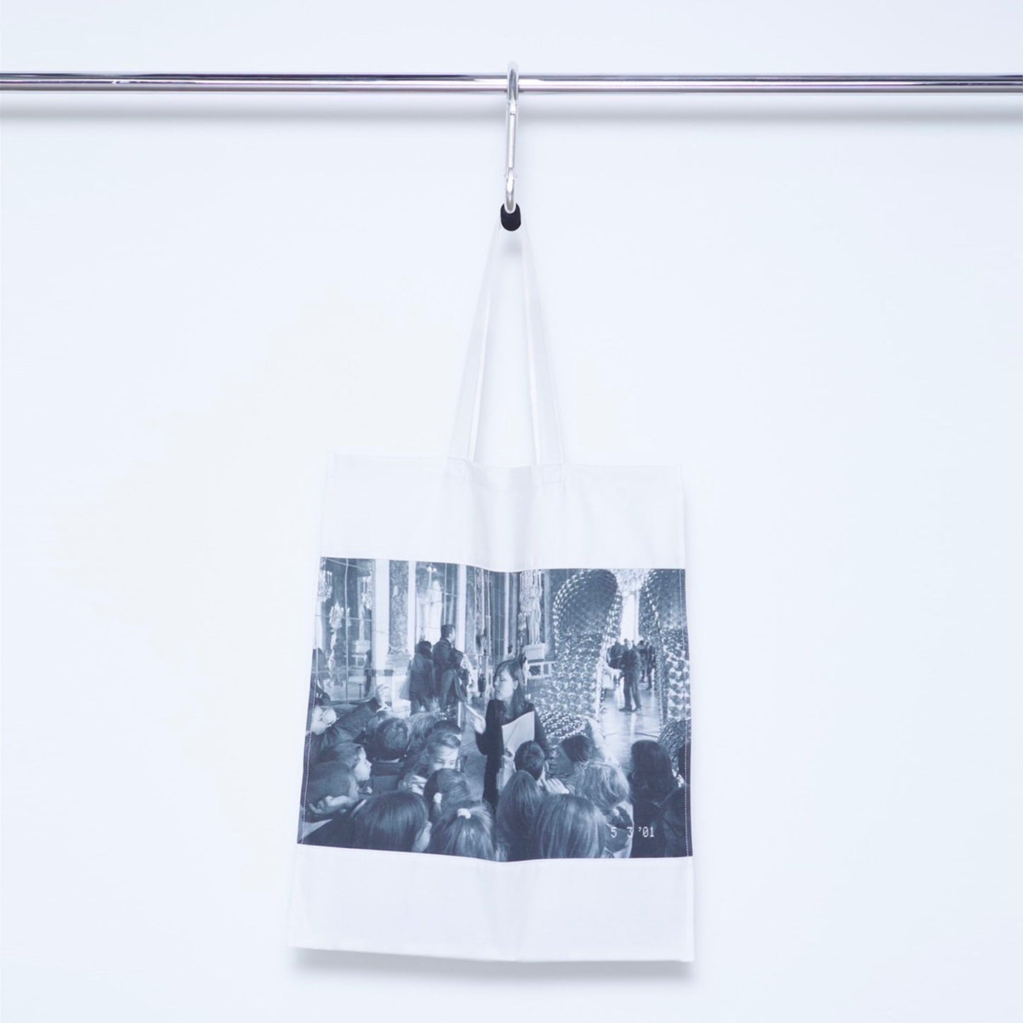 "MUSEUM SERIES" Printed Large Tote Photography by Kento Mori