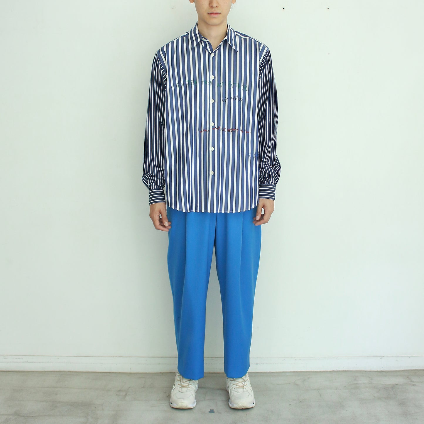 Lettered Strip Regular Collar Shirt