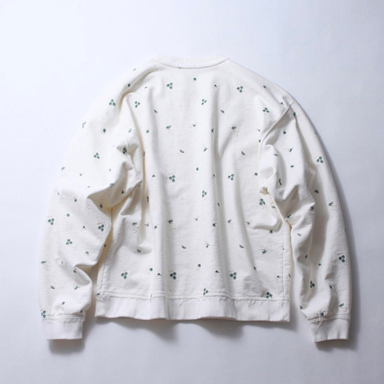 【Soe】All-Over Embroidered Sweat Shirts
