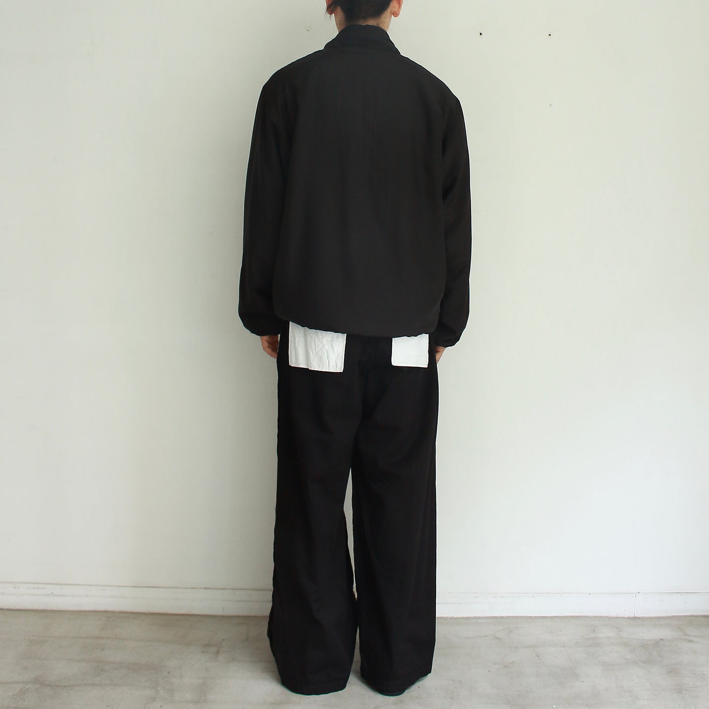 OVER DIE PUFF SWEATER