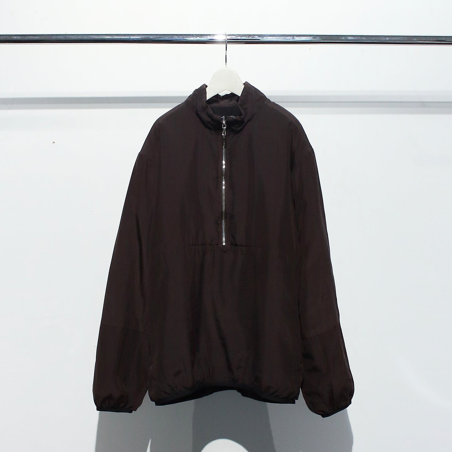 OVER DIE PUFF SWEATER
