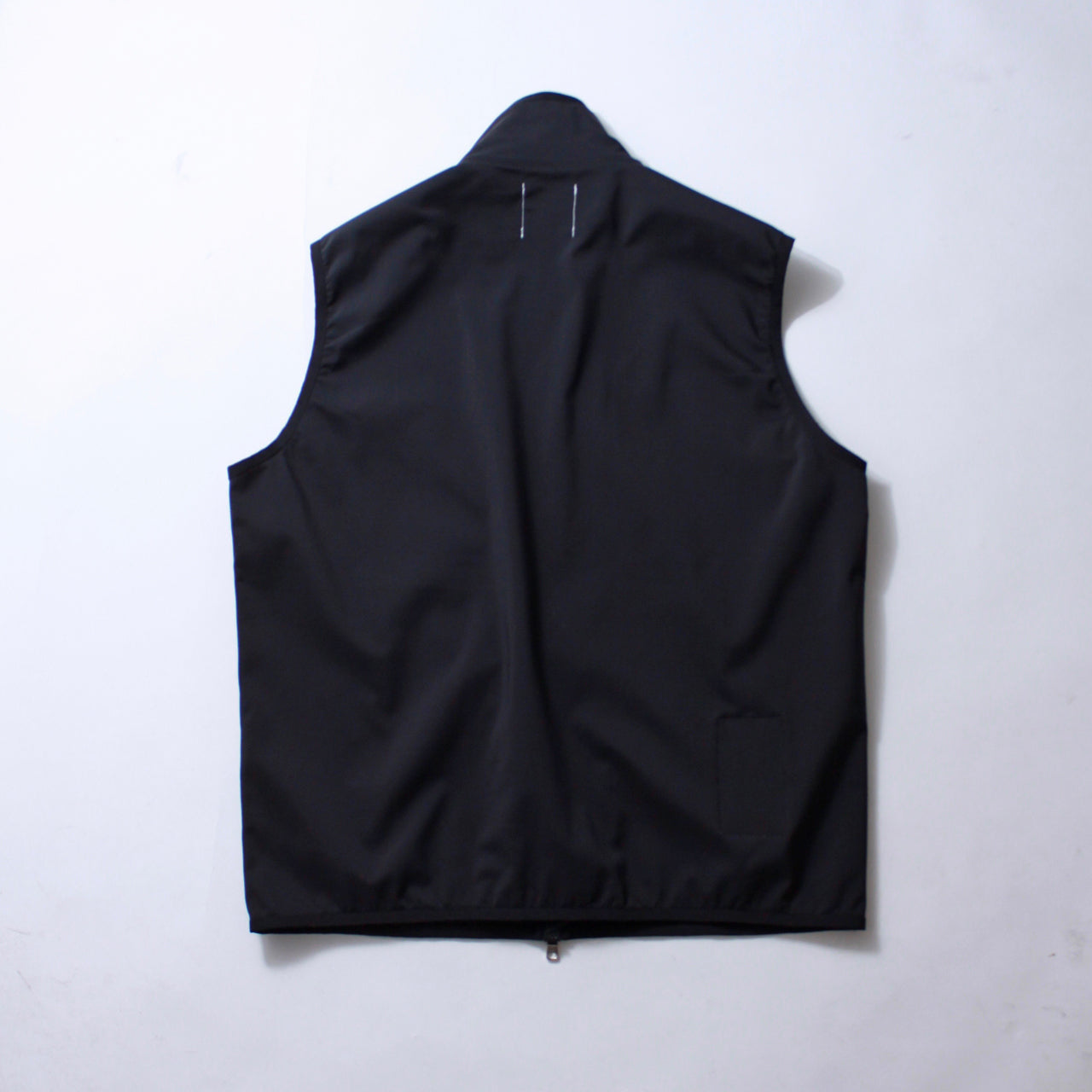 【TAKAHIROMIYASHITA TheSoloist.】stand collar zip up vest.