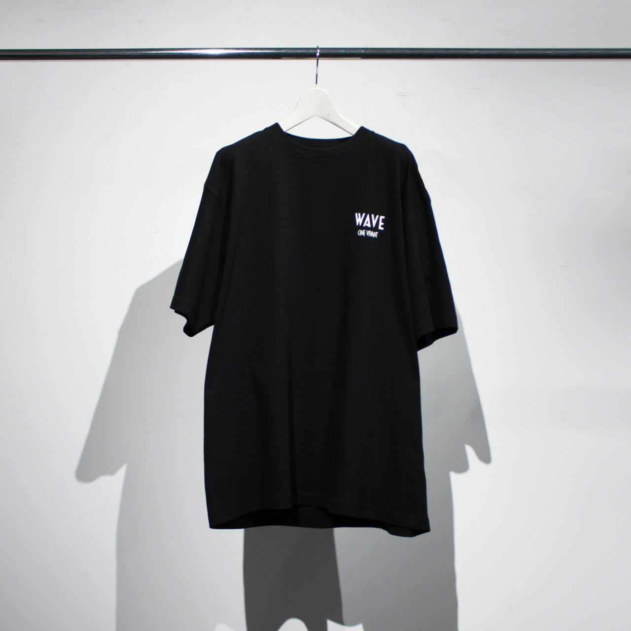 WAVE x DreamWorks WAVE CINE VIVANT TEE