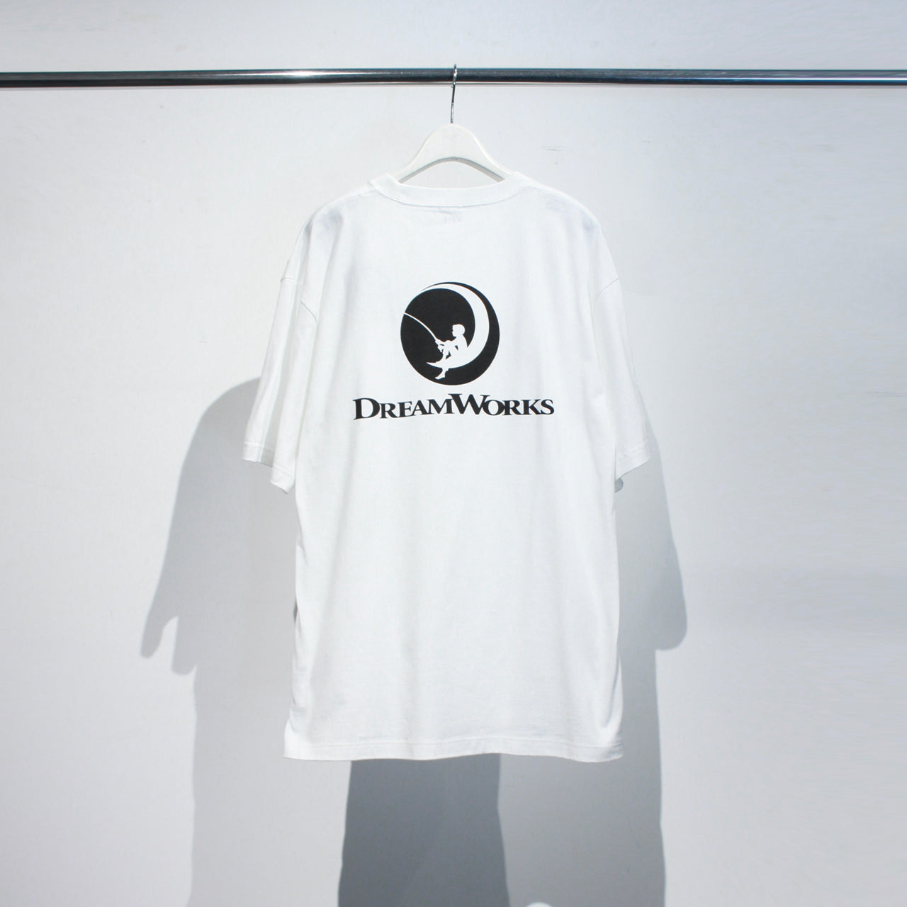 WAVE x DreamWorks WAVE CINE VIVANT TEE