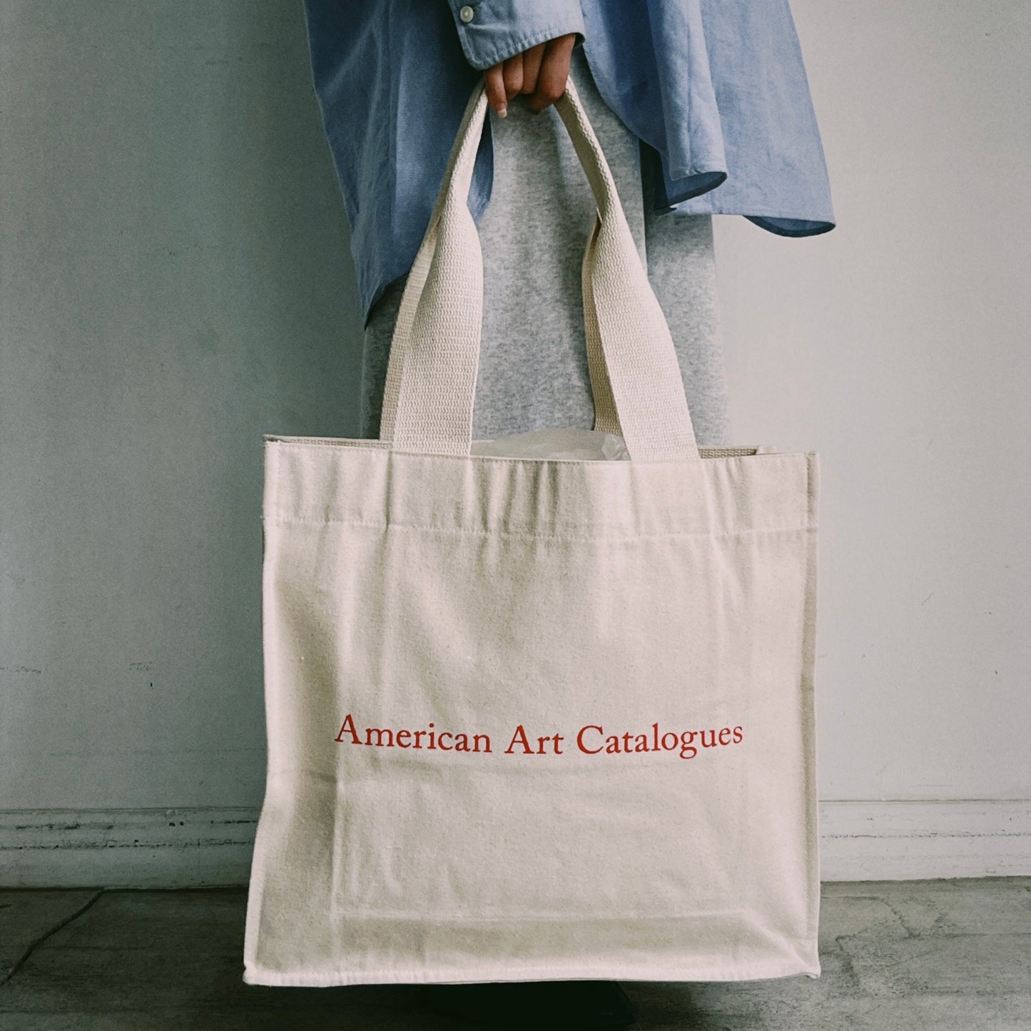 AMERICAN ART CATALOGUES BOOK BAG