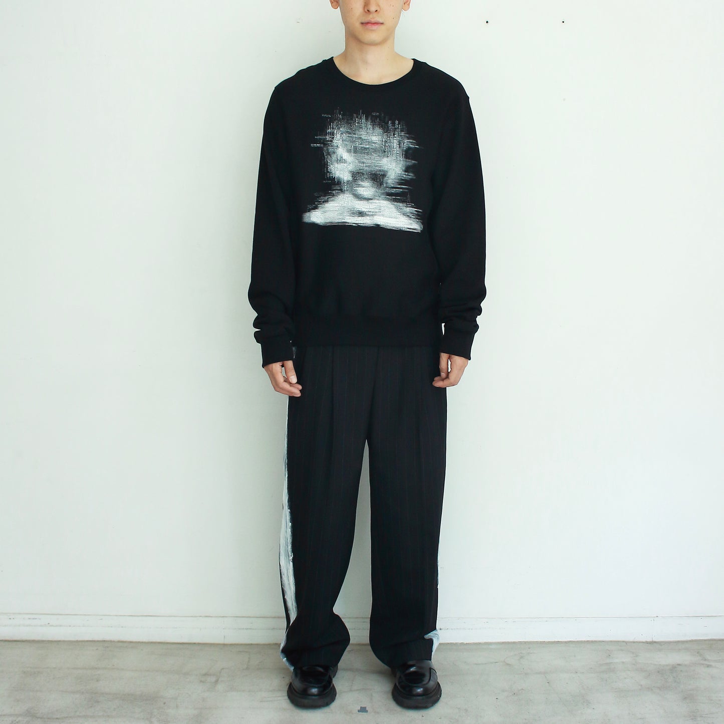 jane smith.(crew neck sweatshirt)