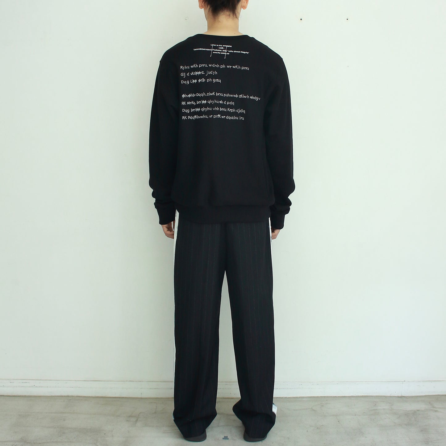 jane smith.(crew neck sweatshirt)