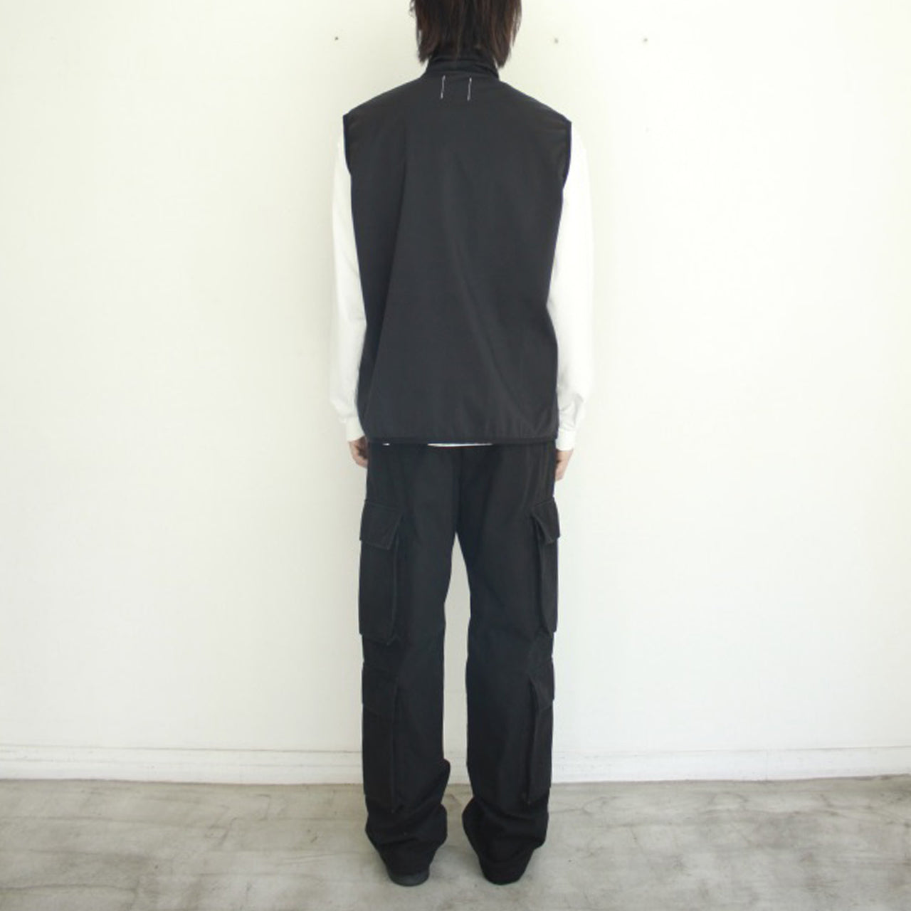 【TAKAHIROMIYASHITA TheSoloist.】stand collar zip up vest.
