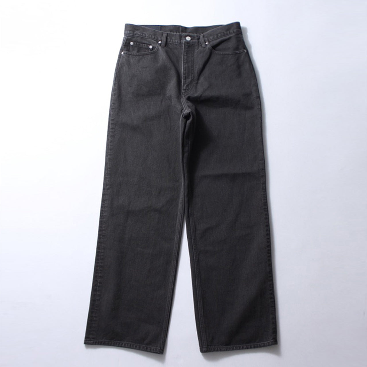 【Soe】Washed Regular Jeans