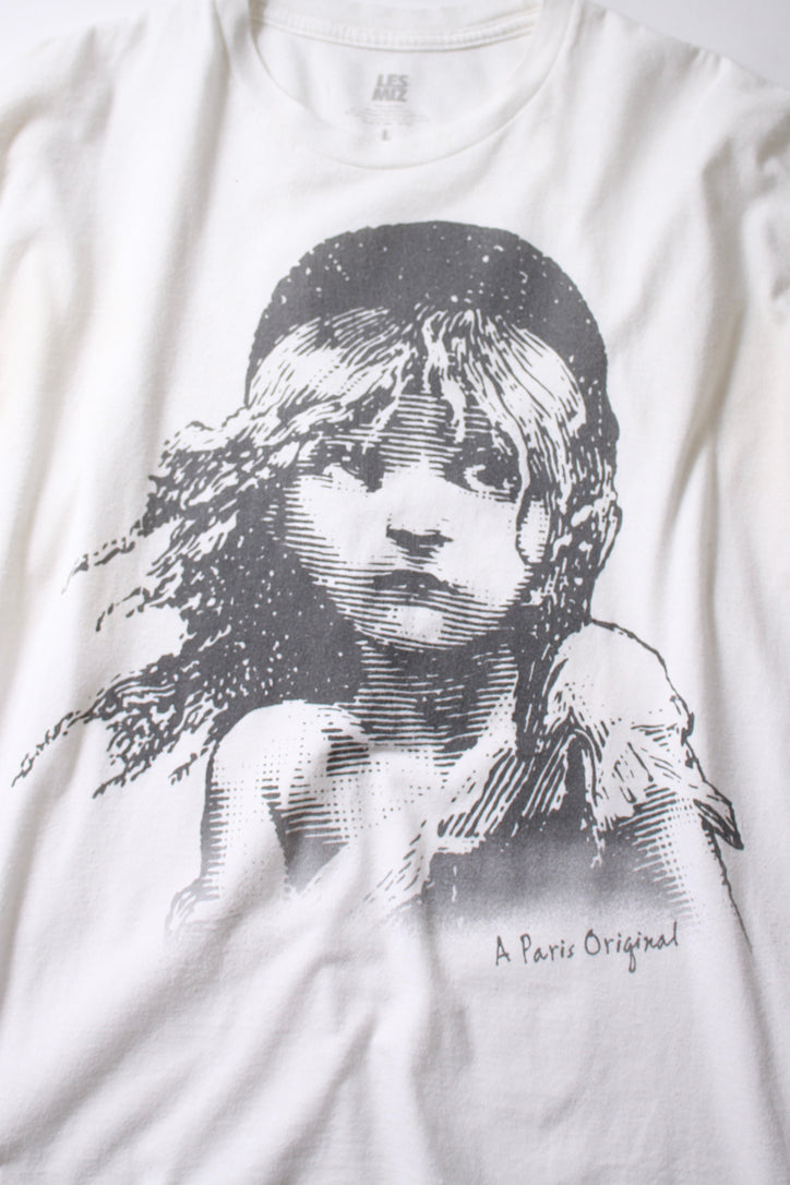 Graphic Crew Neck T-Shirts "Les Miserable"