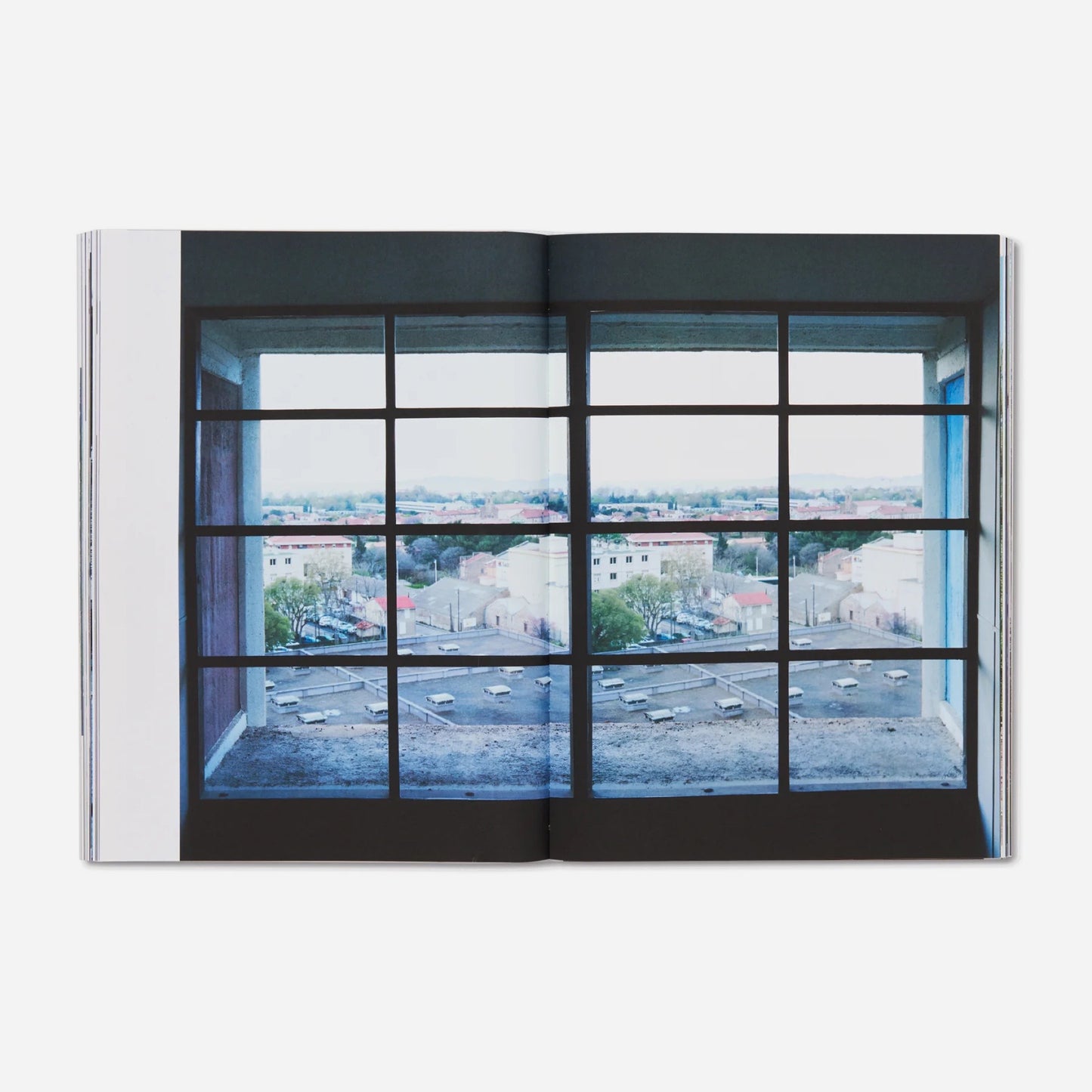 LOOKING THROUGH - LE CORBUSIER WINDOWS by Takashi Homma
