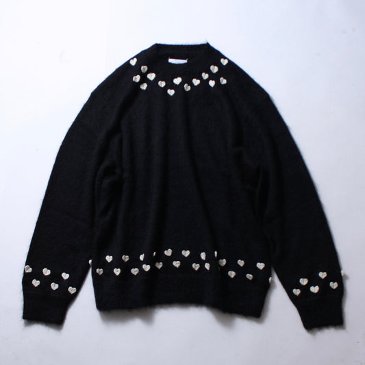 【TAKAHIROMIYASHITA TheSoloist.】heart attached mohaer crew neck sweater.