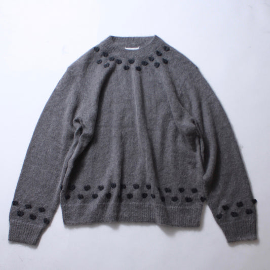 【TAKAHIROMIYASHITA TheSoloist.】heart attached mohaer crew neck sweater.