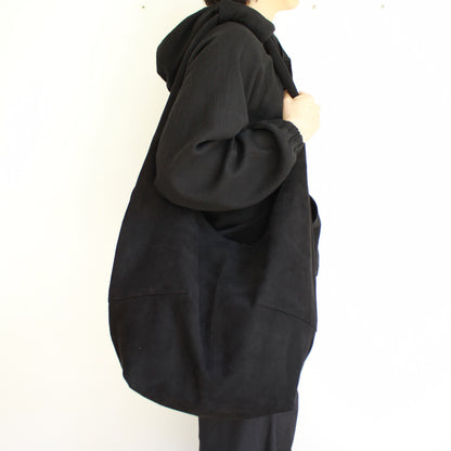 【Soe】Circle Tote "SHEEP LEATHER"