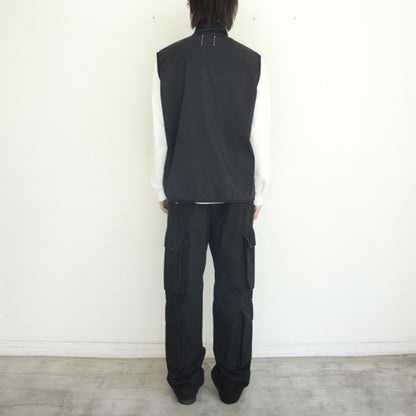 【TAKAHIROMIYASHITA TheSoloist.】stand collar zip up vest.